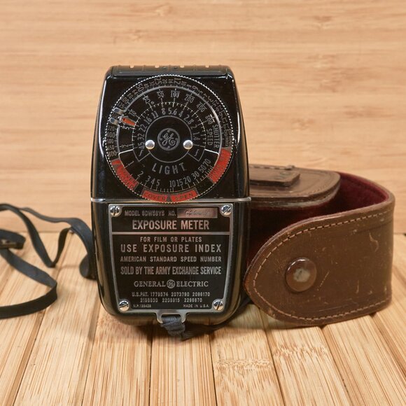 Vintage General Electric GE Exposure Meter, Light Values, With Case, Model 8DW58 - Picture 4 of 7